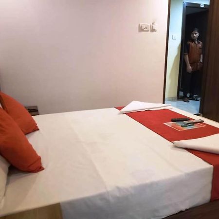 Sai Deep Lodging Нави Мумбаи Экстерьер фото